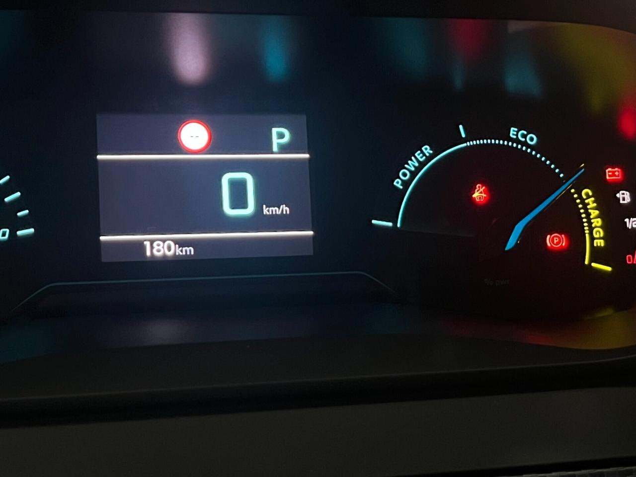 Peugeot 208 1.2 Hybrid E-DCS6 Automatica 100cv Style ITALIANA