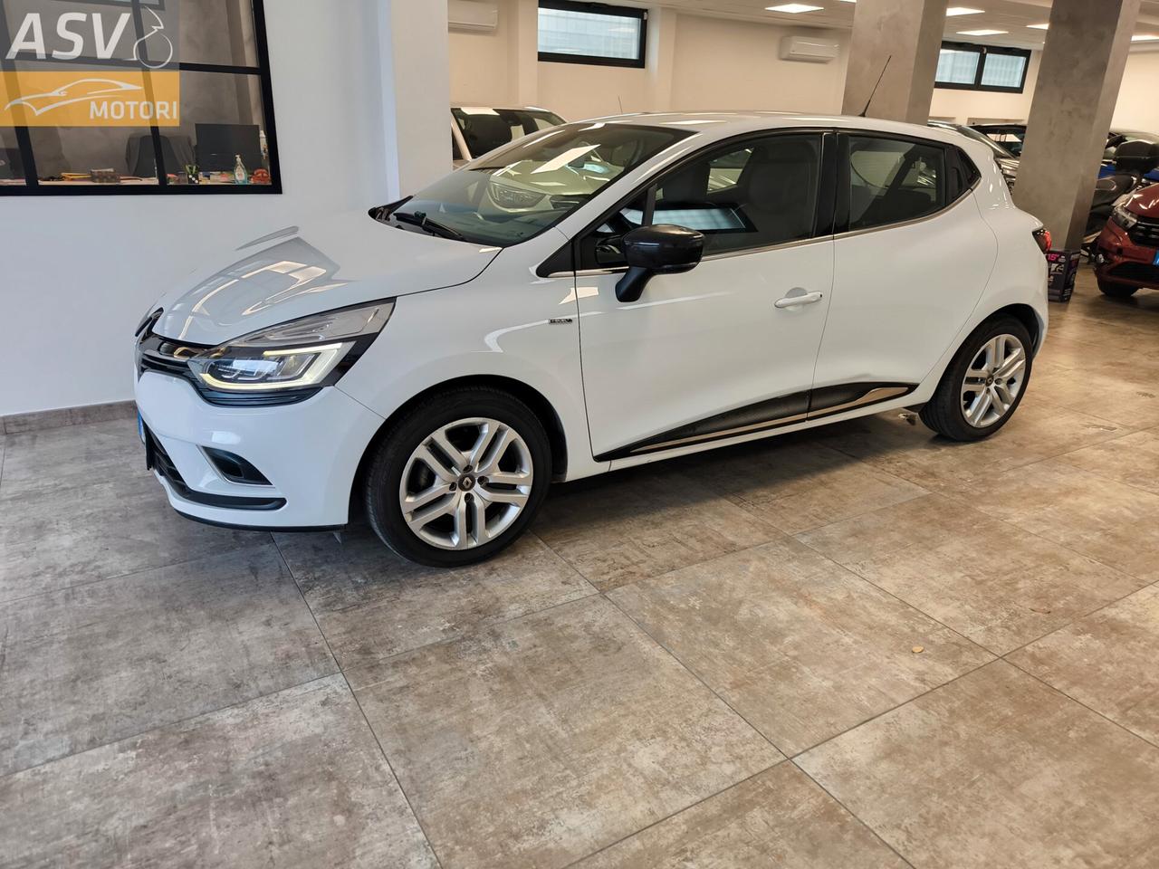 Renault Clio dCi 8V 90 CV 5 porte Duel