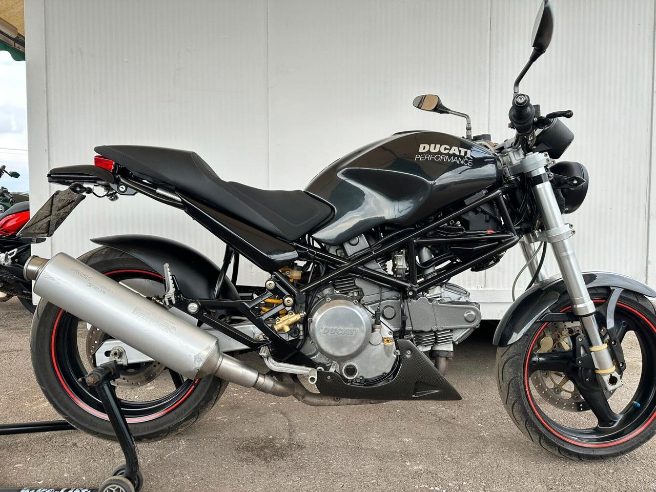 Ducati Monster 600 - 2001