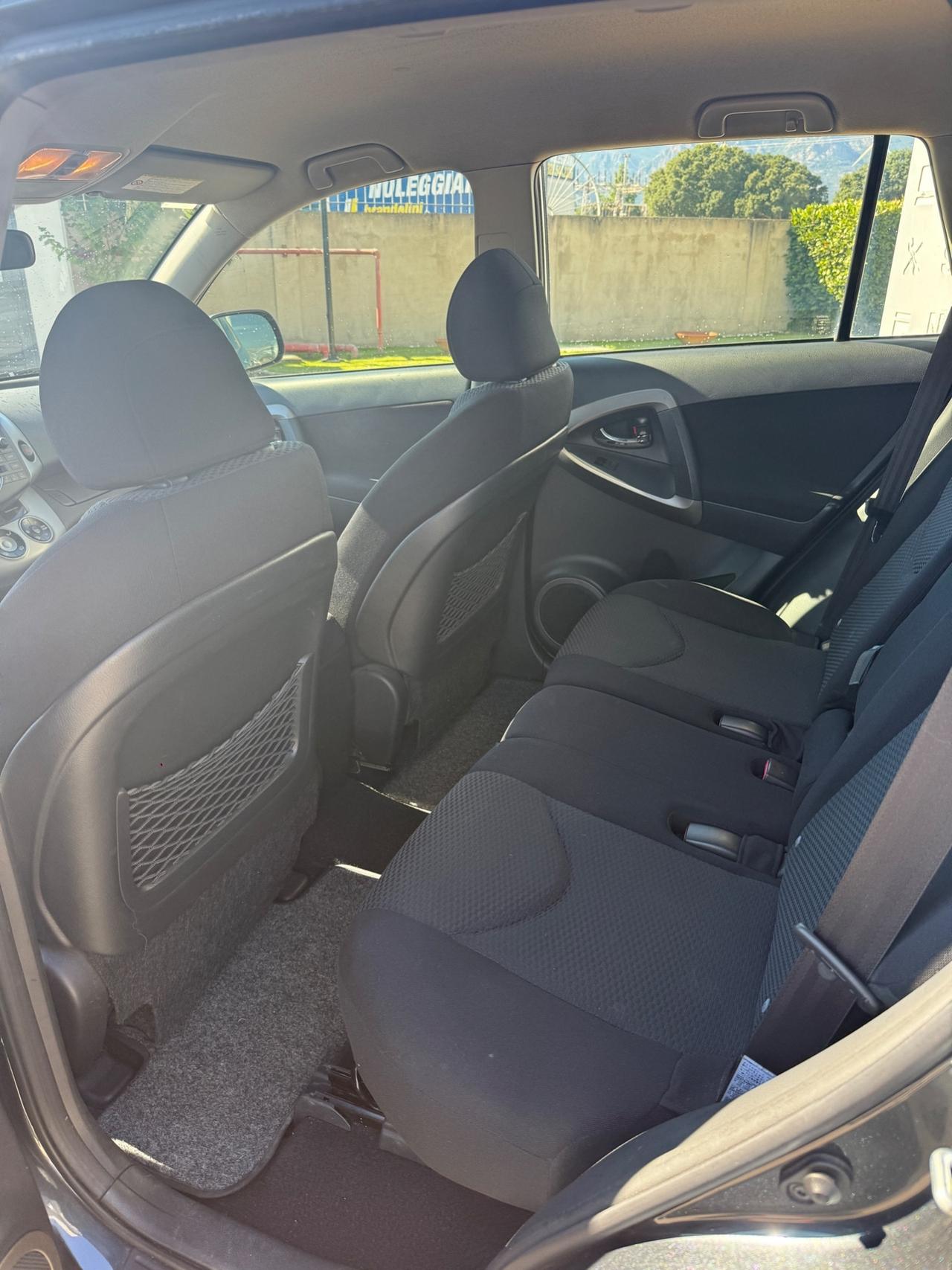 Toyota RAV 4 RAV4 2.2 D-4D 136 CV Sol my06"