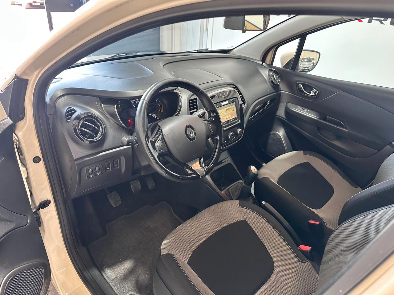 Renault Captur 1.5 dCi 90cv - UNICO PROP - DA VETRINA - NUOVA!!!!