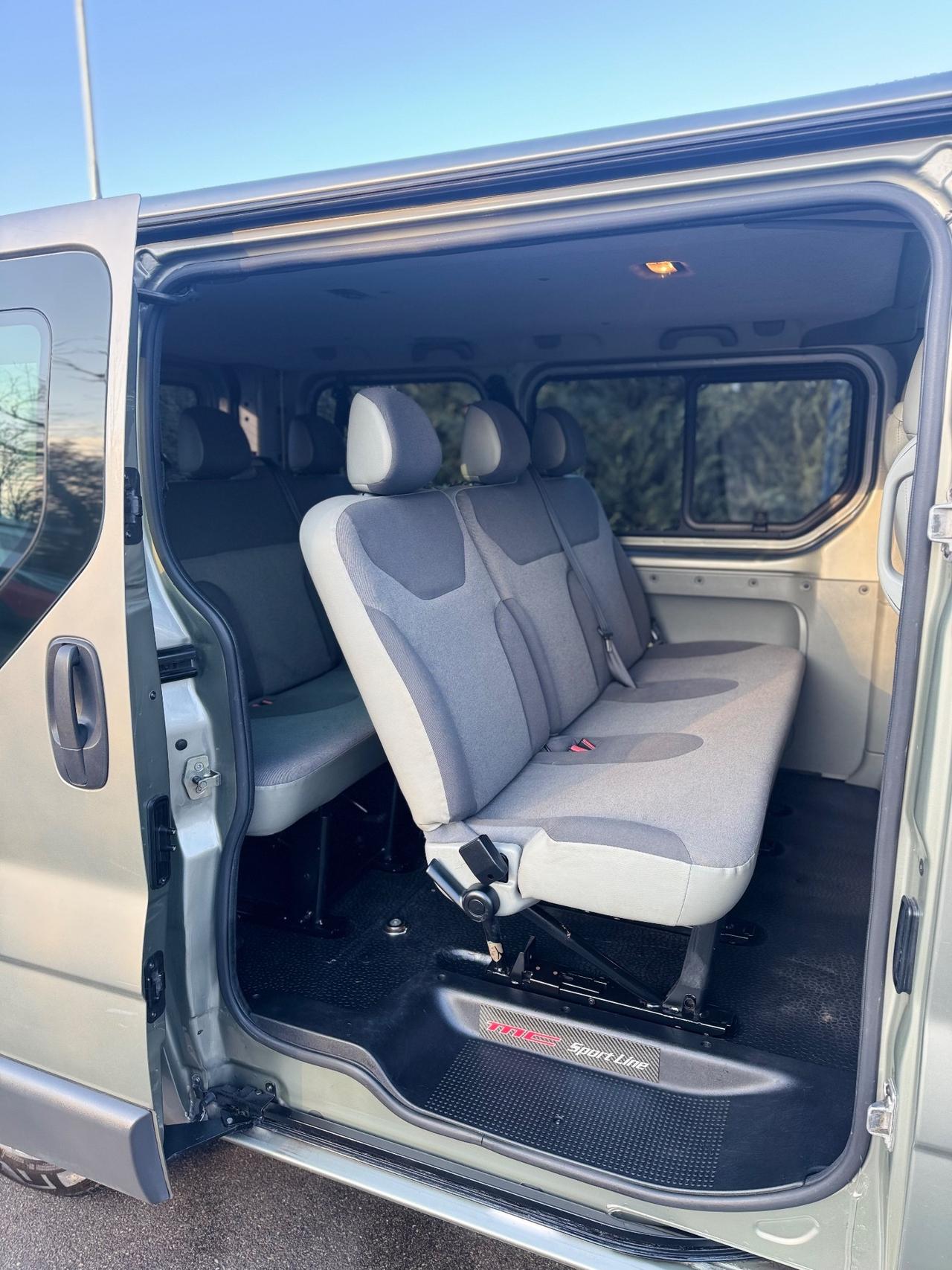 RENAULT RENAULT TRAFIC PEDANA TRASPORTO DISABILI 140.000 KM