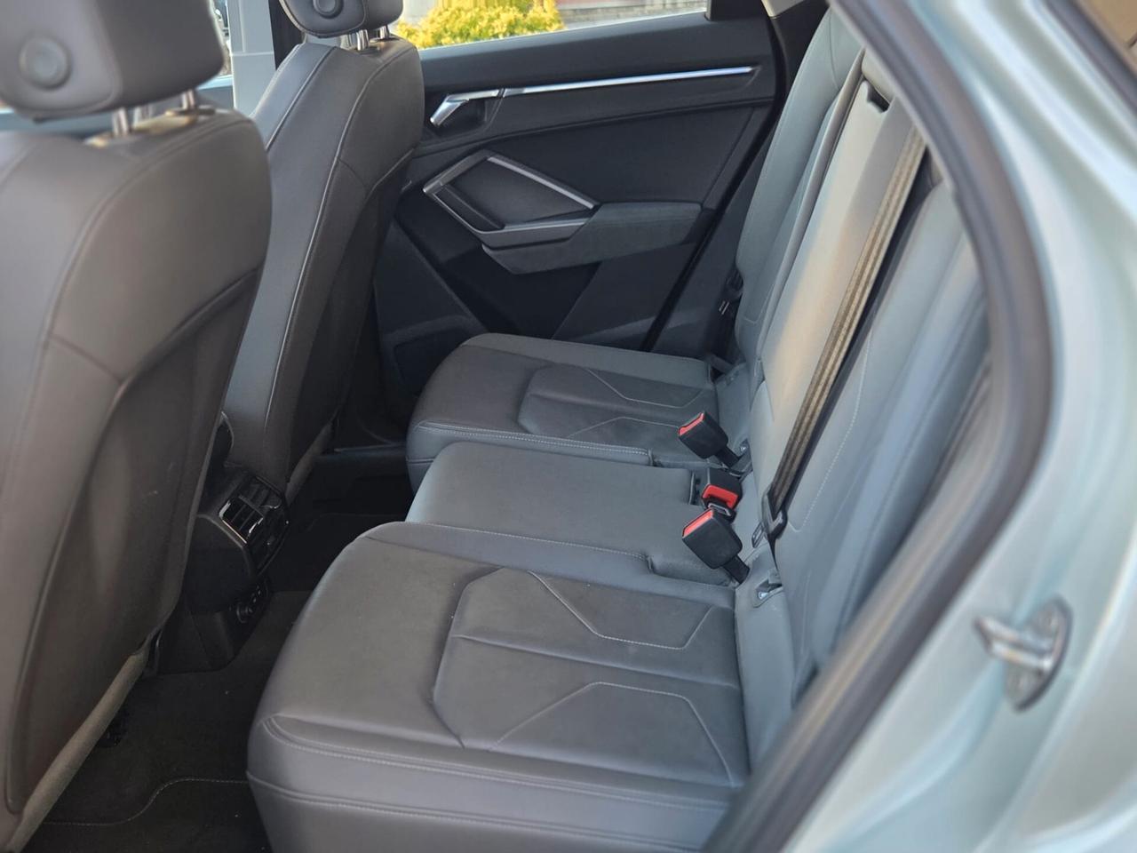 Audi Q3 35 TDI S tronic line edition
