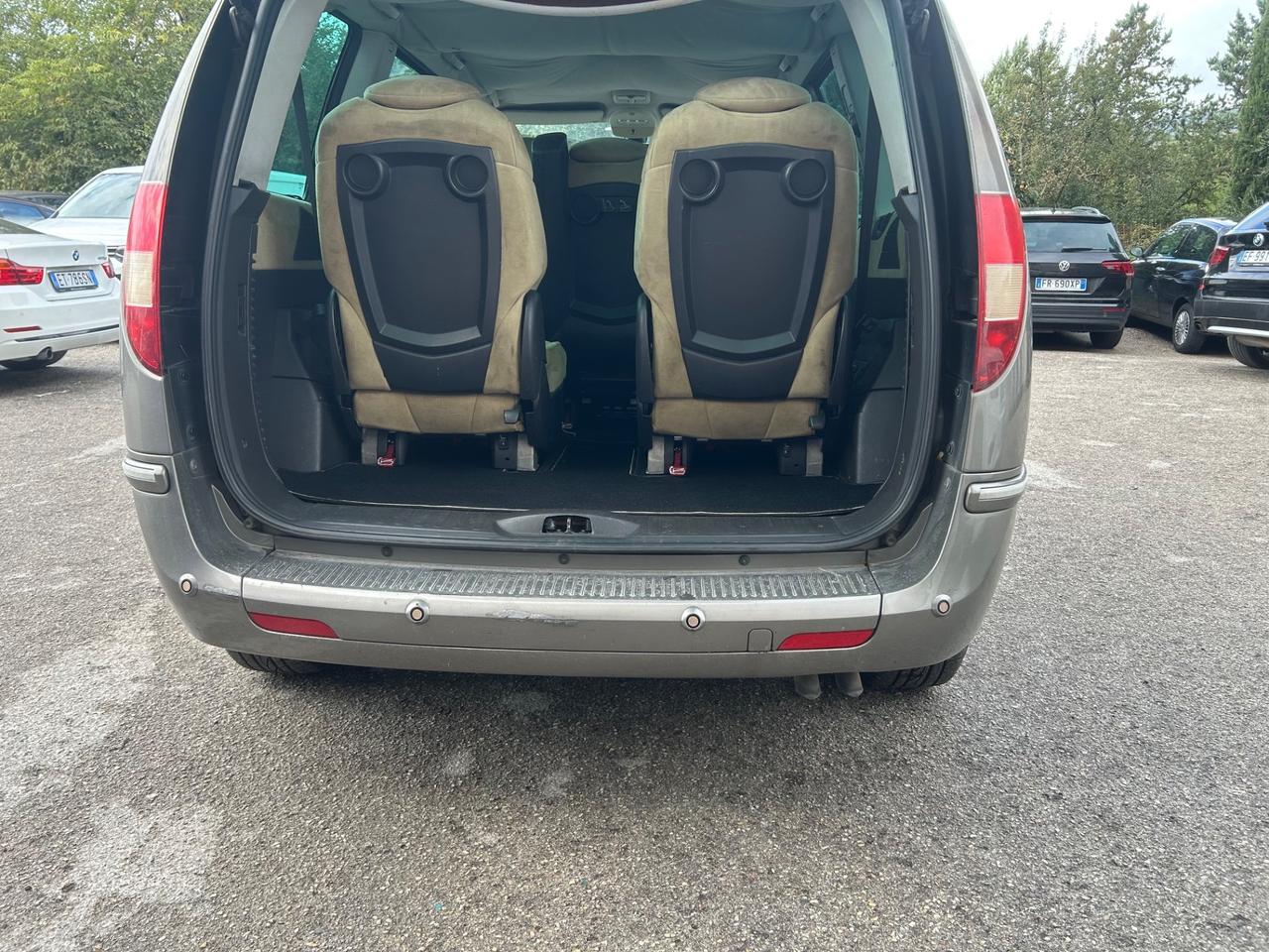 Lancia Phedra 2.2 JTD 7 Posti