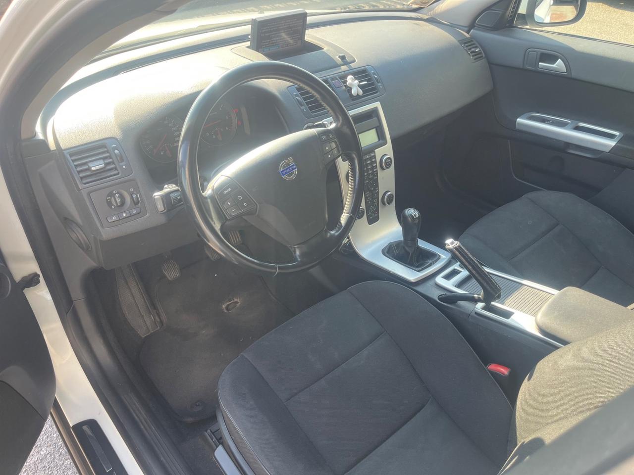 Volvo V50 D2 1.6D Drive R-design