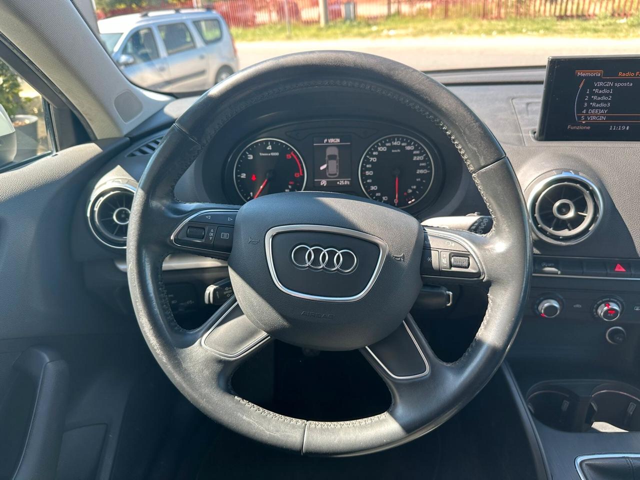 Audi A3 1.6 TDI clean diesel Attraction