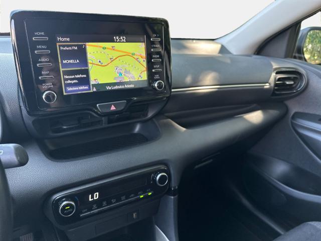 TOYOTA Yaris 1.5 Hybrid 5 porte Business