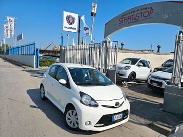 Toyota Aygo 1.0 12V VVT-i 5 porte Lounge Connect MMT