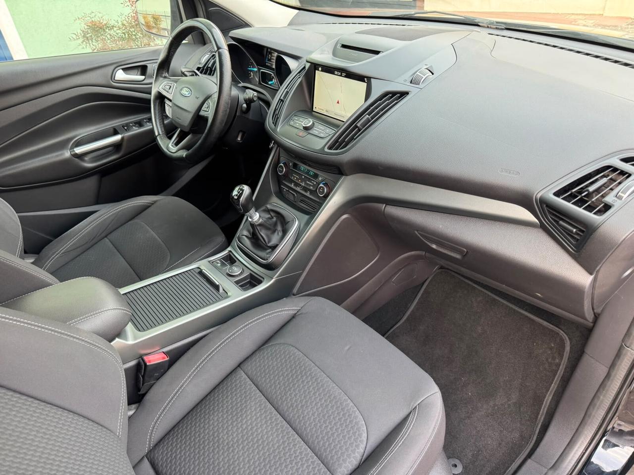 Ford Kuga 1.5 TDCI 120 CV S&S 2WD Titanium