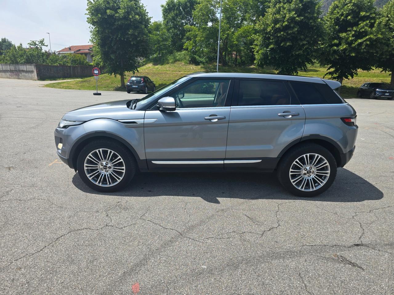 Land Rover Range Evoque 2.2 TD4 5p. Prestige