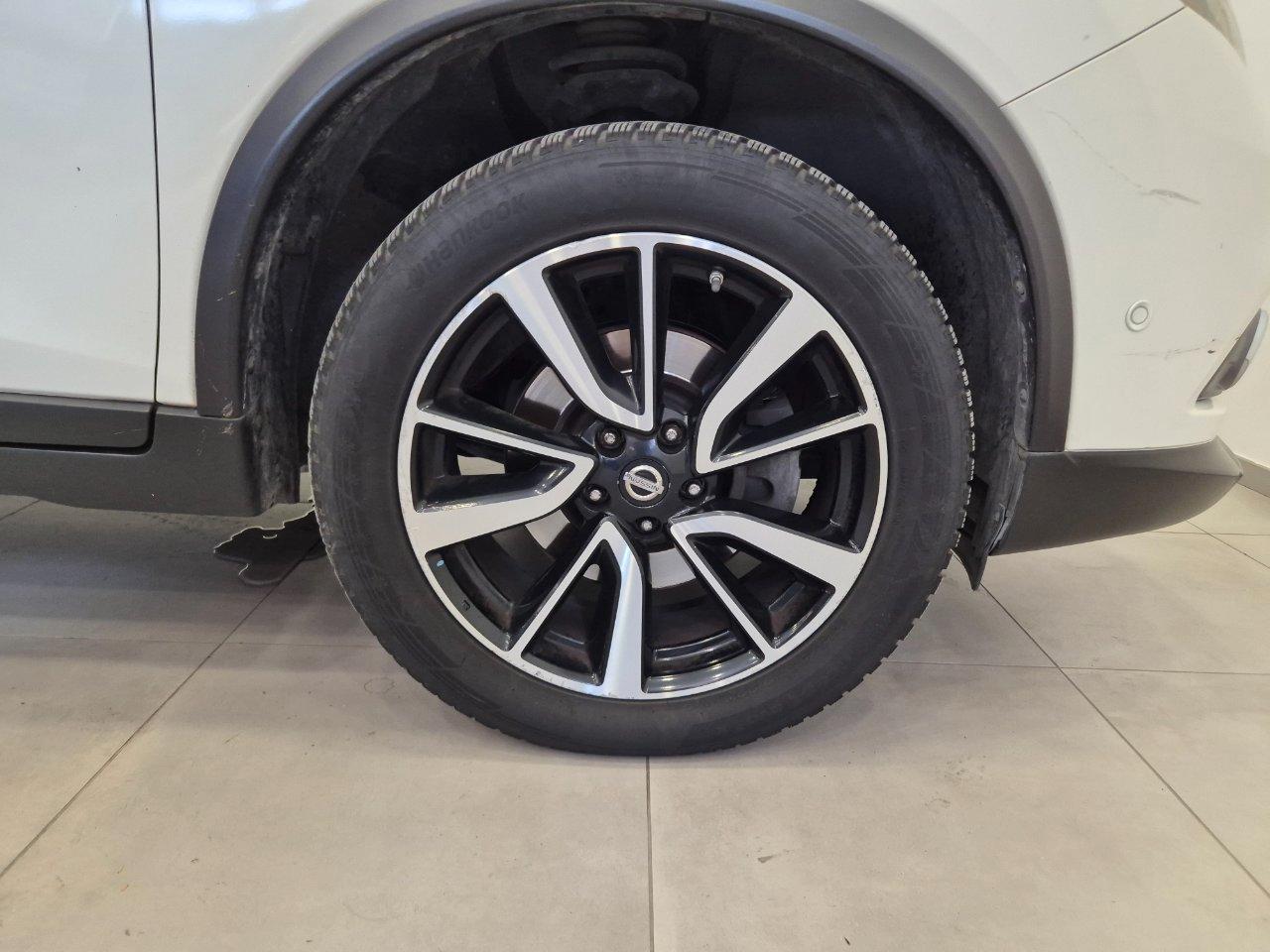 Nissan X-Trail 1.6 dci Tekna 2wd 7p.ti - NEOPATENTATI - Cam 360 - Cruise/Lim - Tetto