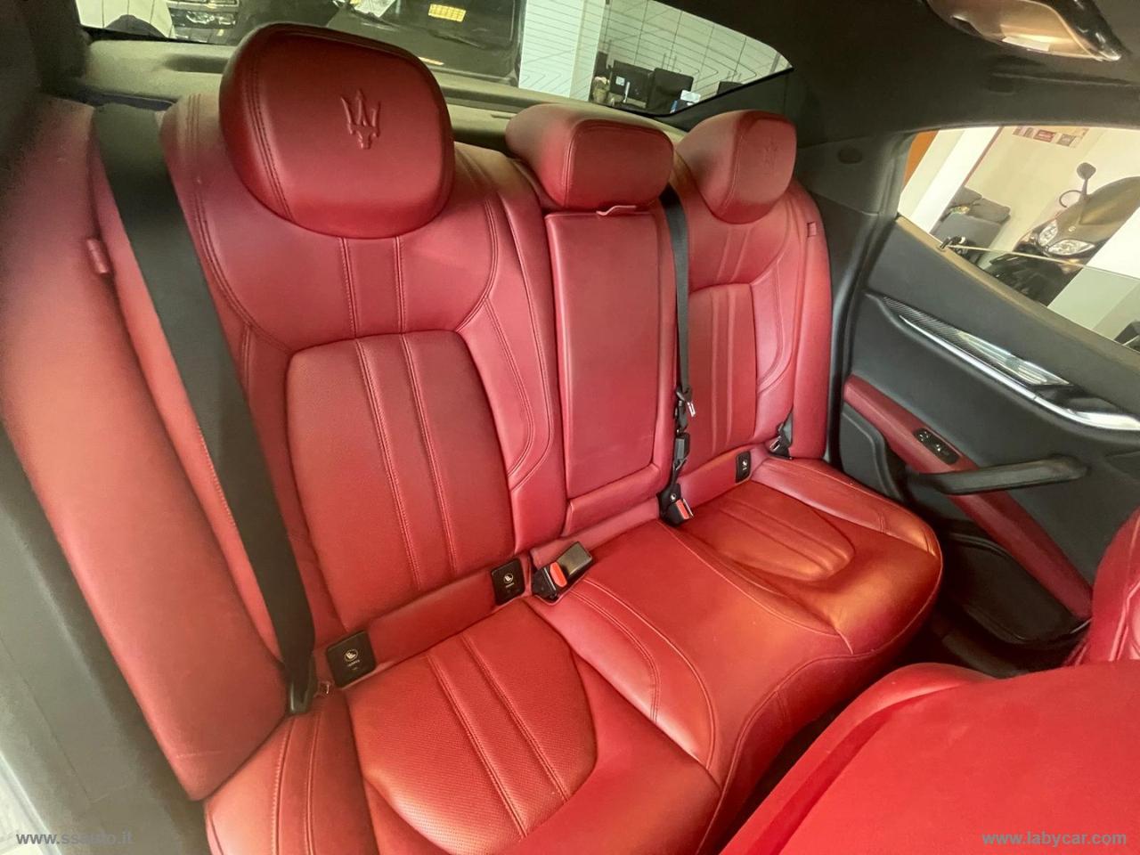 MASERATI Ghibli V6 Diesel 275 CV Nerissimo Ed.