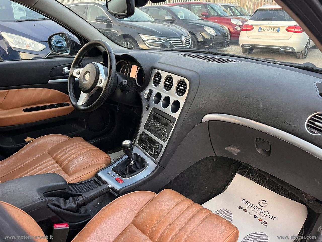 ALFA ROMEO 159 1.9 JTDm 16V SW Distinctive