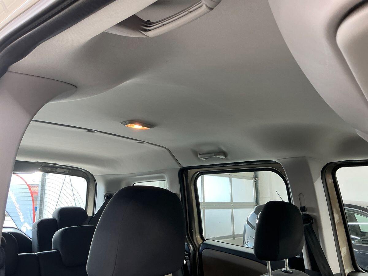 Opel Combo edotion 1.6 cdti 7 posti iva compresa