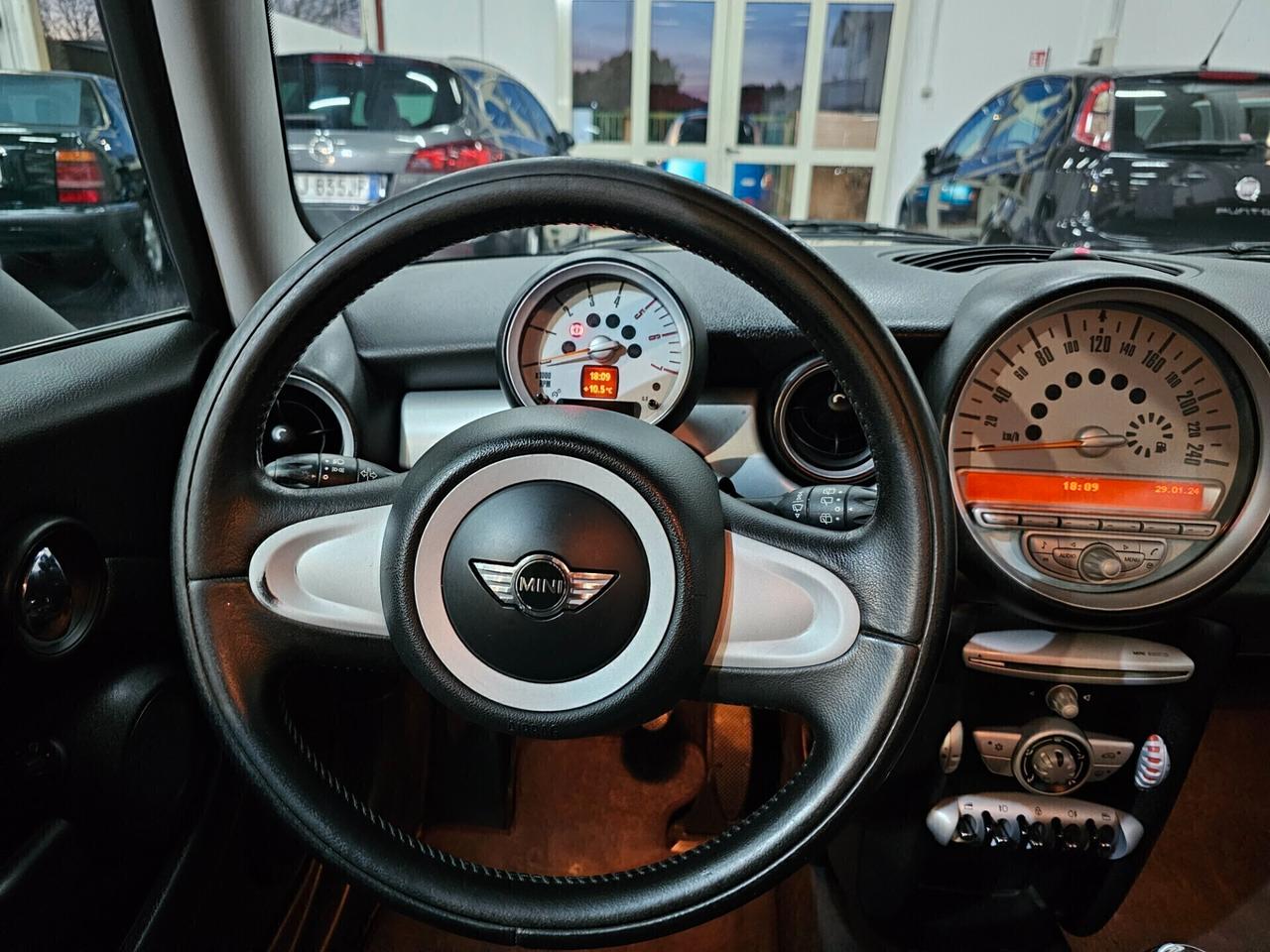 Mini Mini 1.6 16V Cooper D