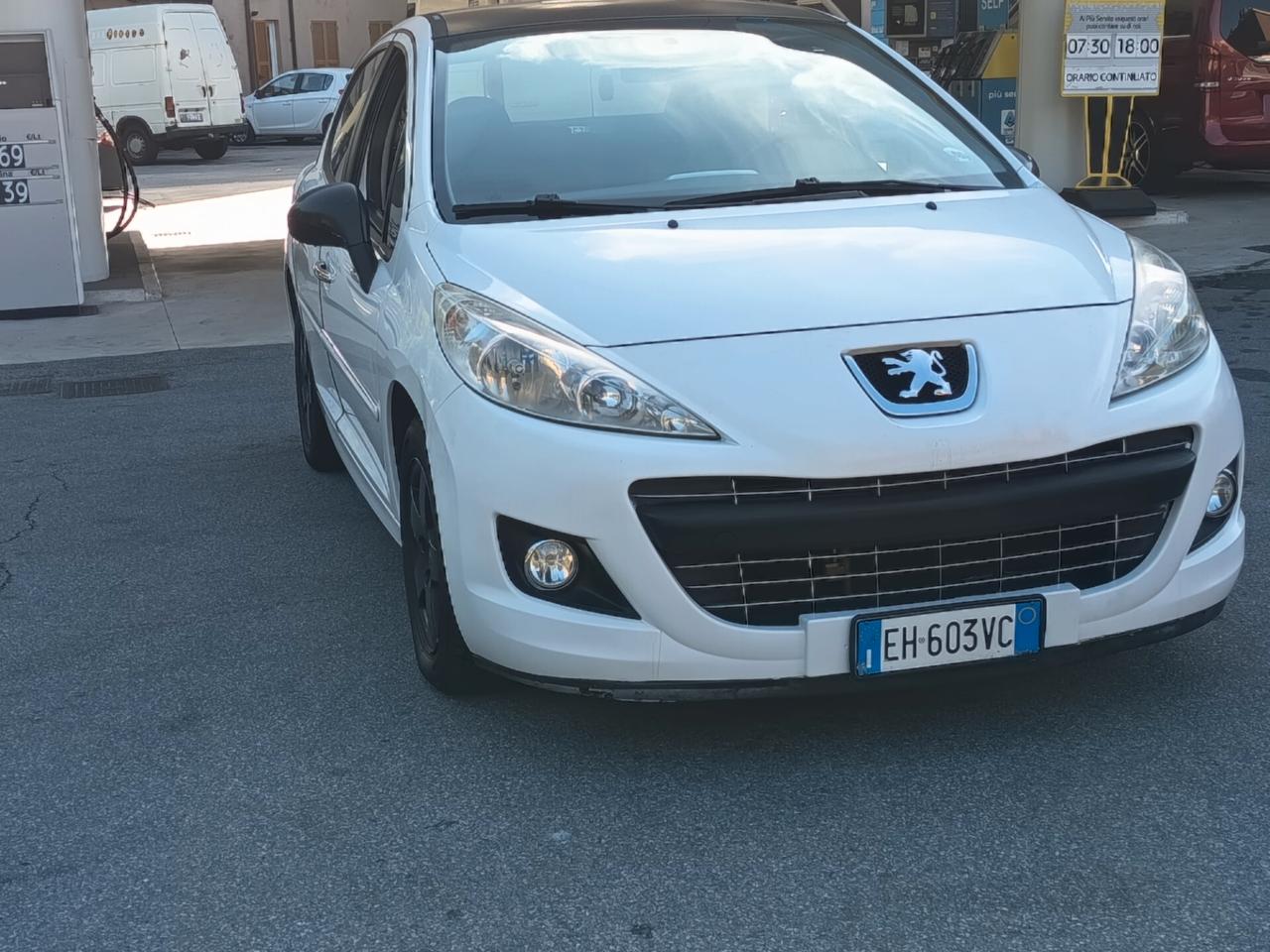 Peugeot 207 1.4 8V 75CV 5p. Energie