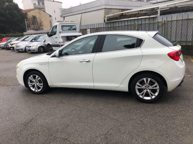 ALFA ROMEO Giulietta 1.6 JTDm-2 105 CV Distinctive