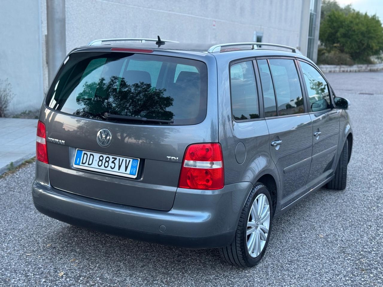 Volkswagen Touran 1.9 TDI 105CV 5 posti