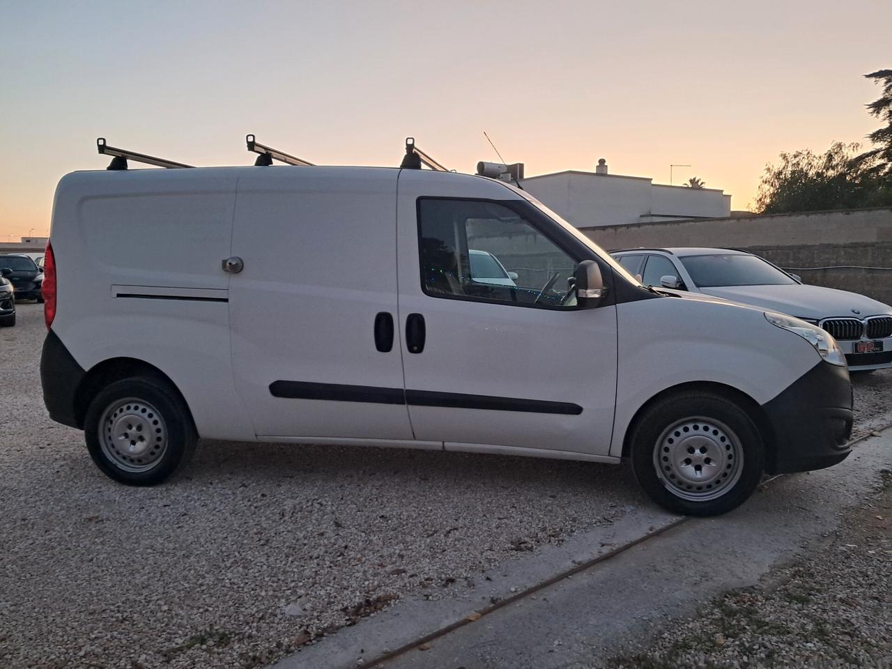 Opel Combo MAXI 1.3 MJT 90CV ATTREZZATO