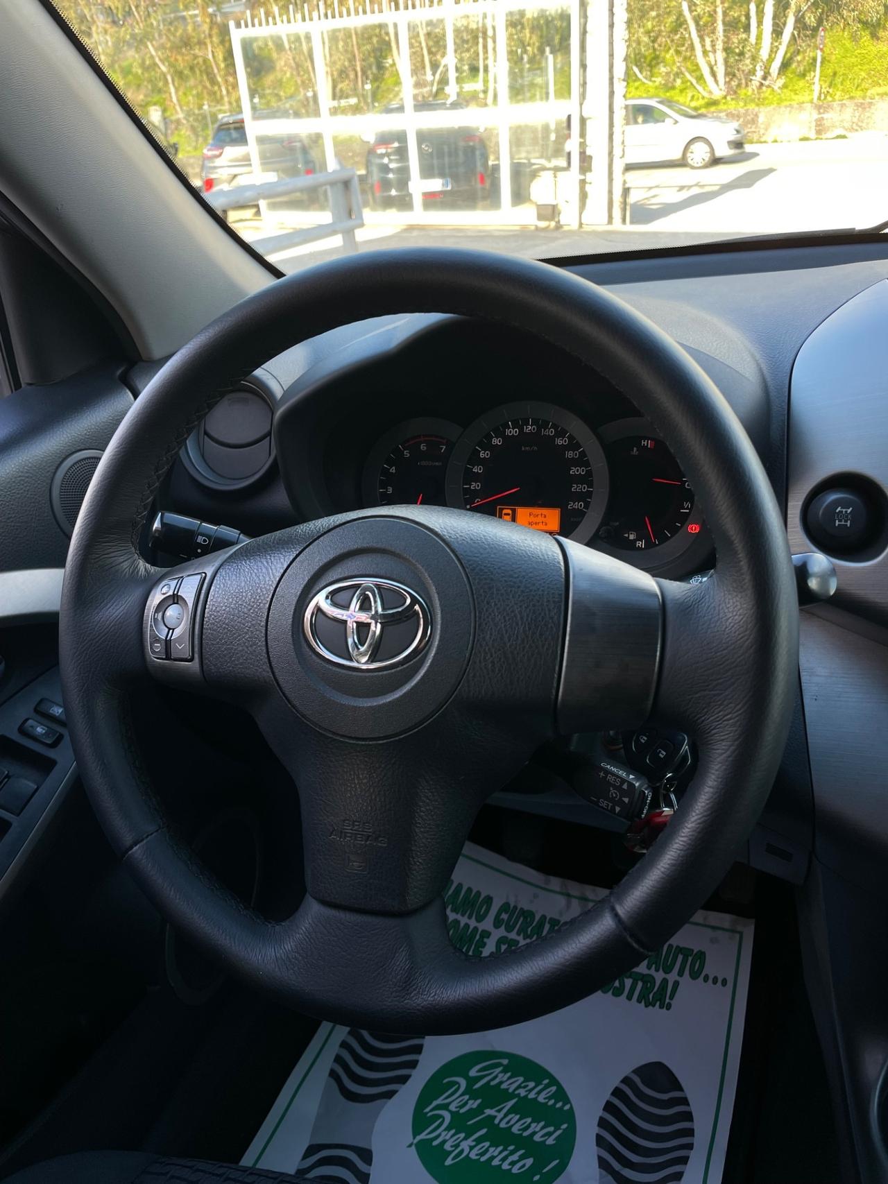 Toyota RAV 4 RAV4 2.2 D-4D 177 CV Luxury