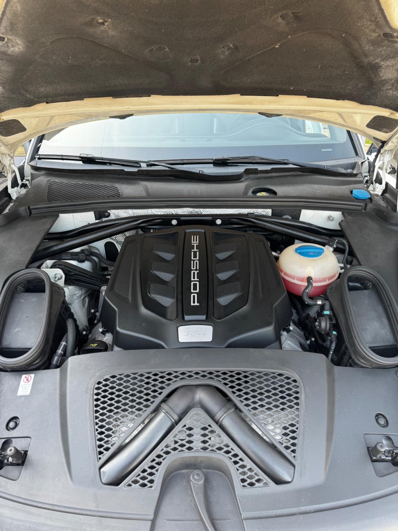 Porsche Macan 3.0 GTS