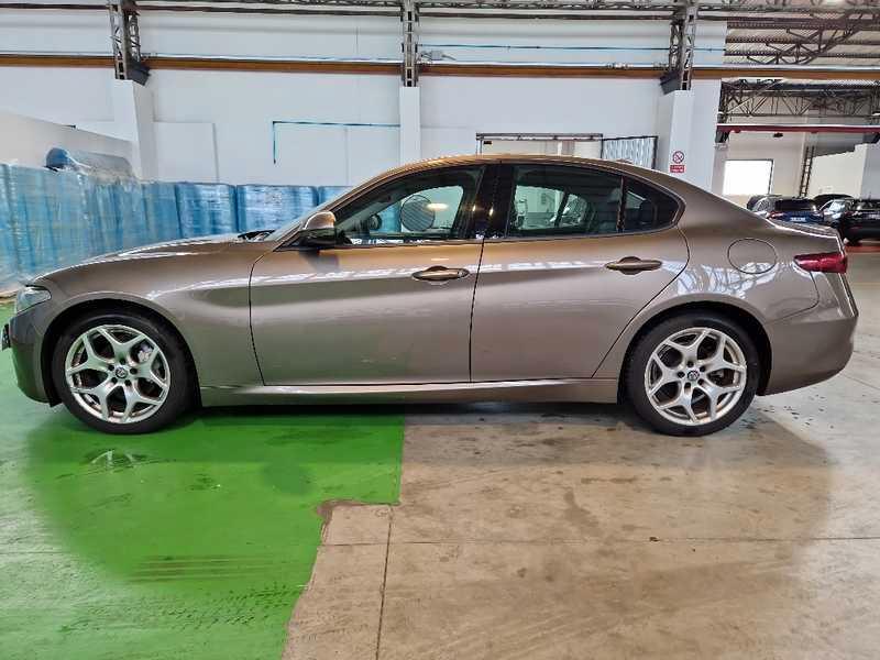 ALFA ROMEO GIULIA 2.2 Turbo AT8 160CV Executive 4 PORTE BERLINA