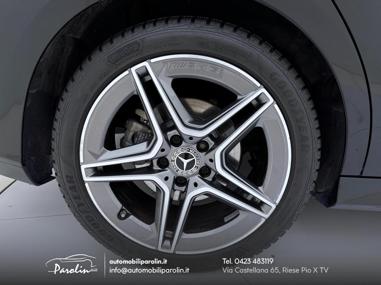 Mercedes CLA 200 Shooting Brake Premium auto AMG-CarPlay-Telecamera