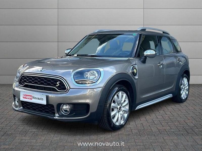 MINI Countryman Cooper S E ALL4 automatica