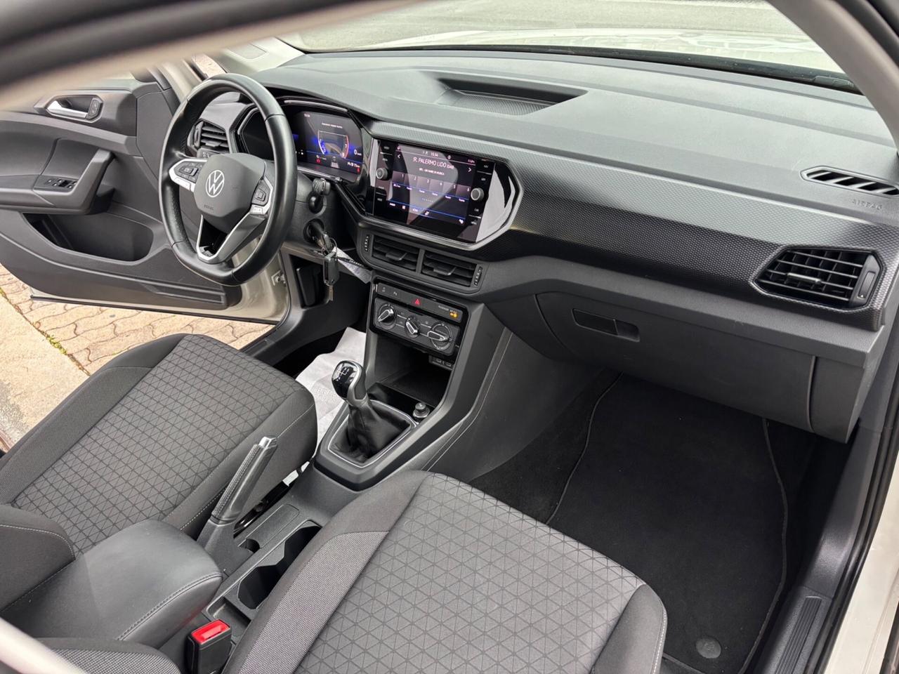 Volkswagen T-Cross 1.0 TSI Sport