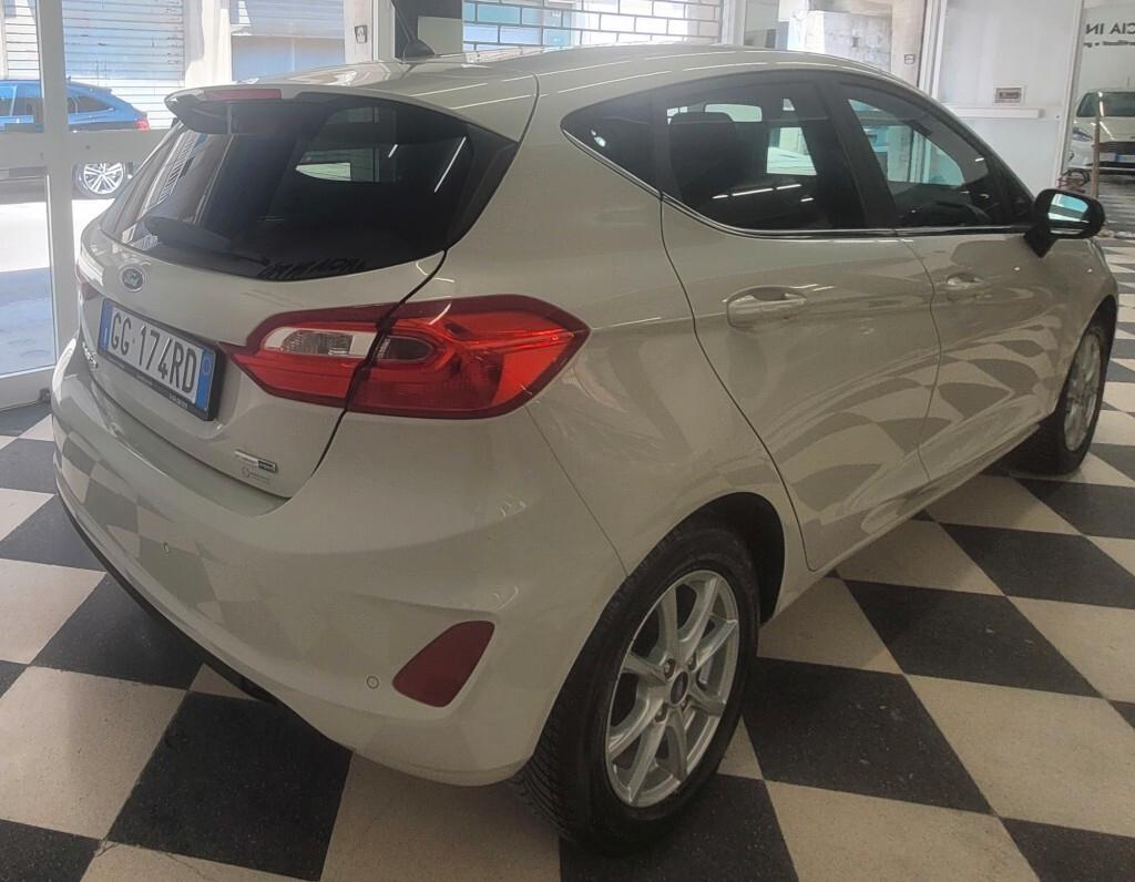 Ford Fiesta 1.0 Ecoboost Hybrid 125 CV 5 porte Titanium