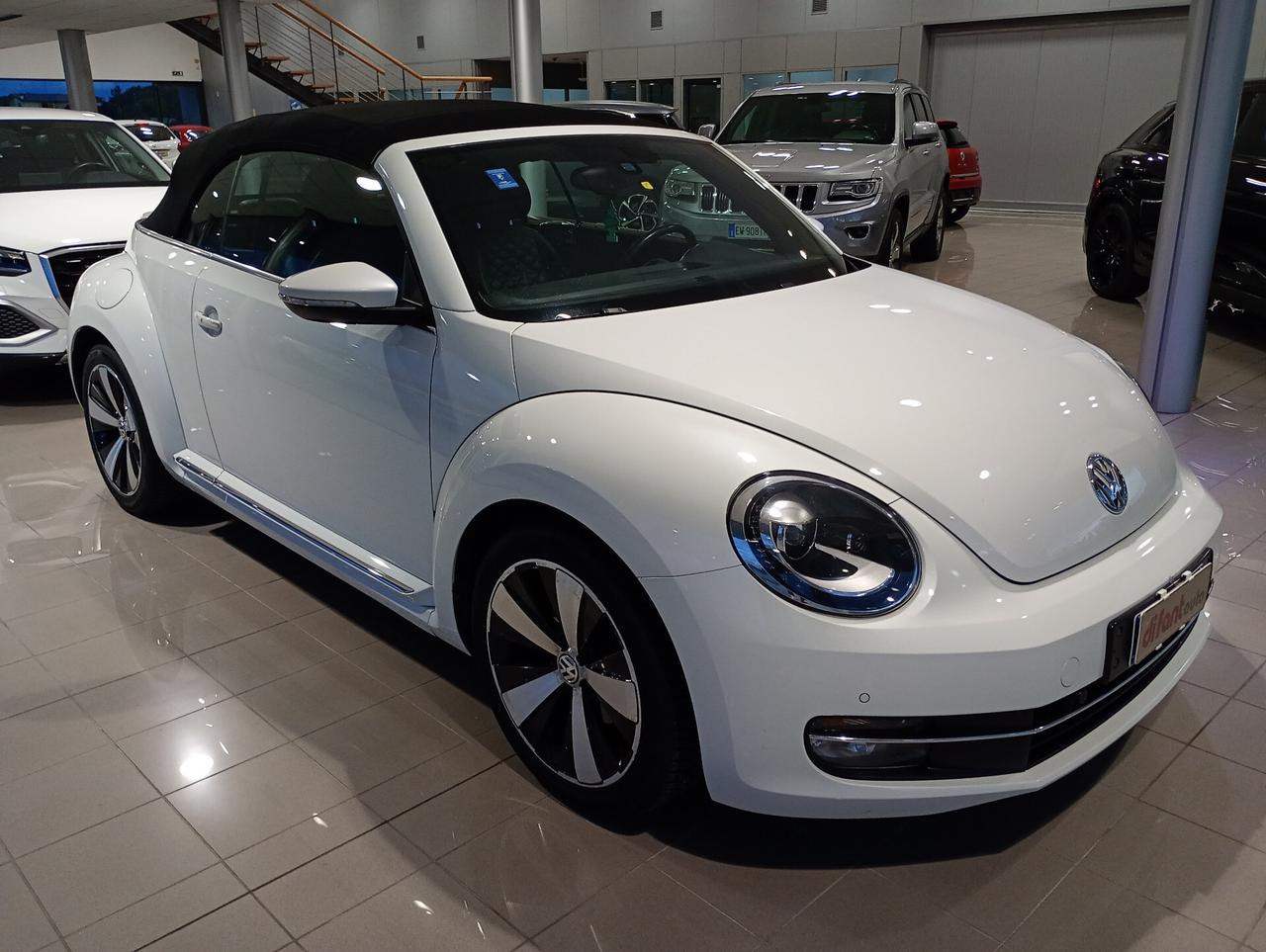 Volkswagen New Beetle Cabrio 1.6 TDI Design