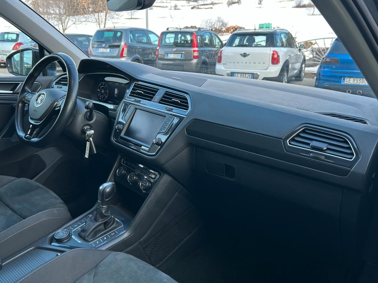 Volkswagen Tiguan 2.0 TDI DSG 4MOTION Executive "GANCIO TRAINO"