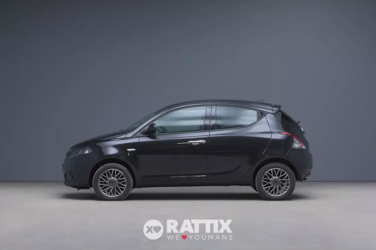 Lancia Ypsilon 1.0 Firefly Hybrid 70CV Gold Plus