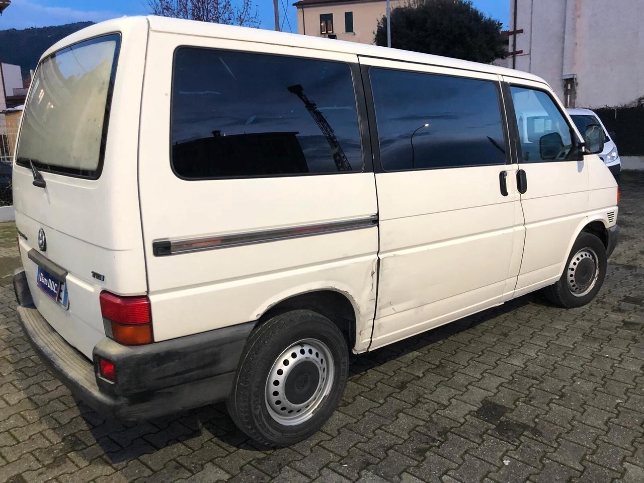 Volkswagen Transporter Transp. 2.5 TDI/88CV cat Furgone Vtr.