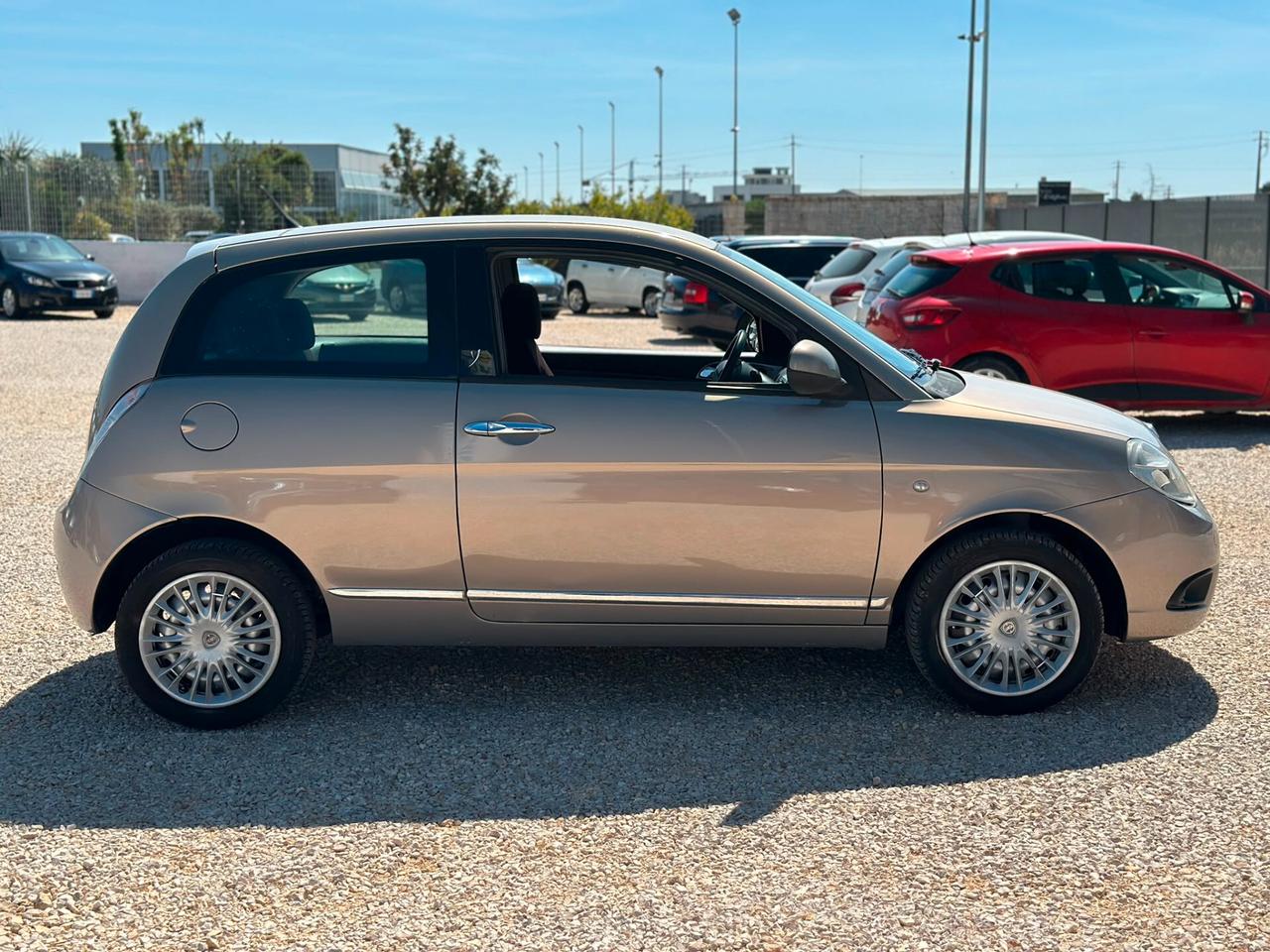 Lancia Ypsilon 1.2 69CV Diva