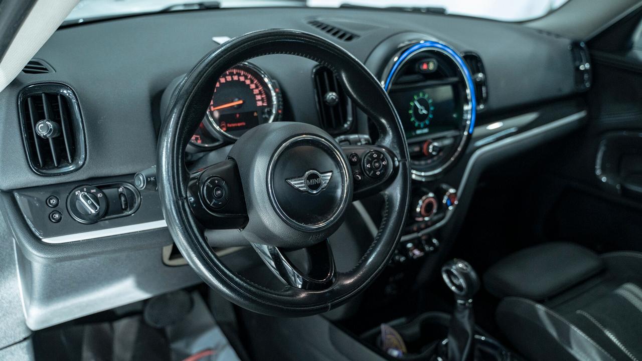 Mini Cooper SD Countryman 2.0 ALL4 19" XENO NAVI FULL OPTIONAL