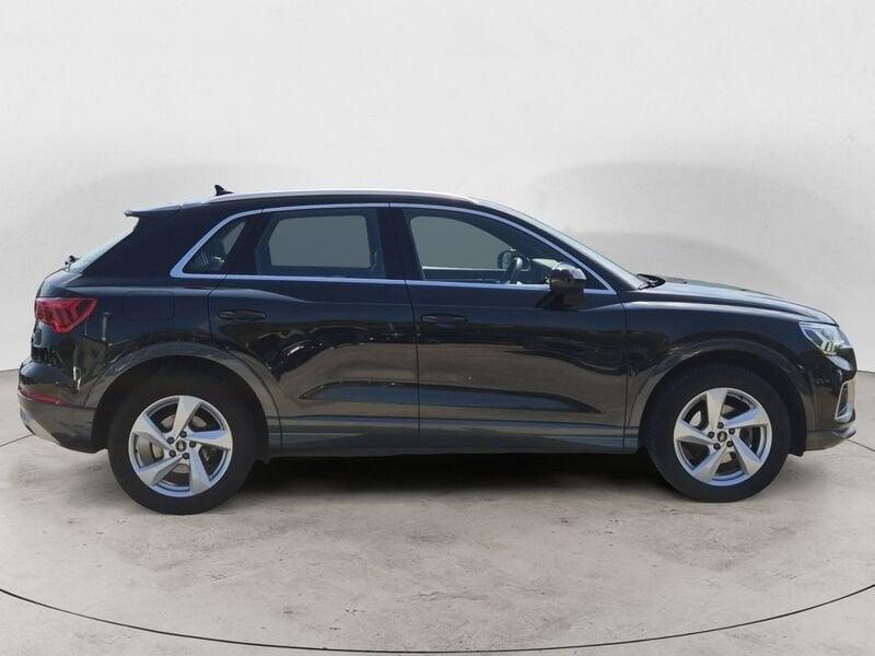Audi Q3 35 1.5 tfsi mhev Business Advanced s-tronic