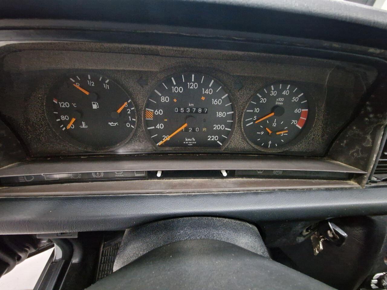 Mercedes-benz 190 1.8 E