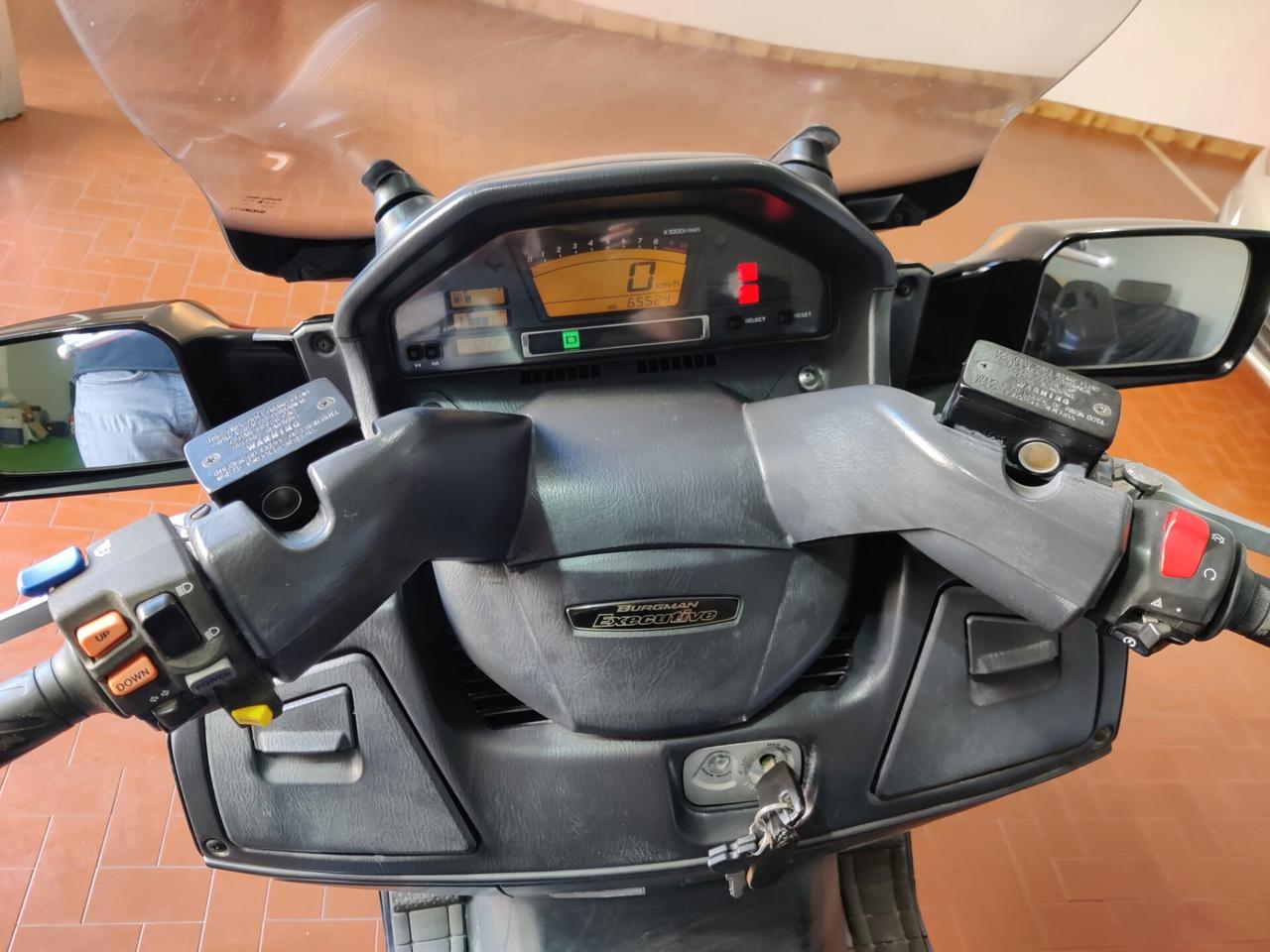 Suzuki Burgman 650 Executive