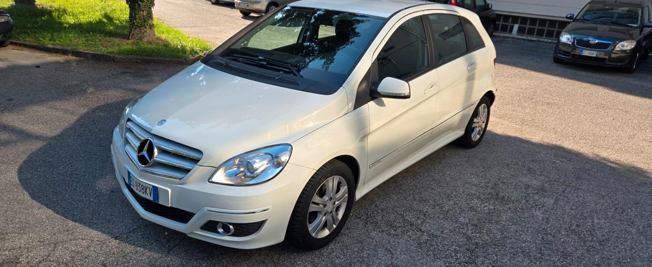 Mercedes-benz B 200 CDI Premium