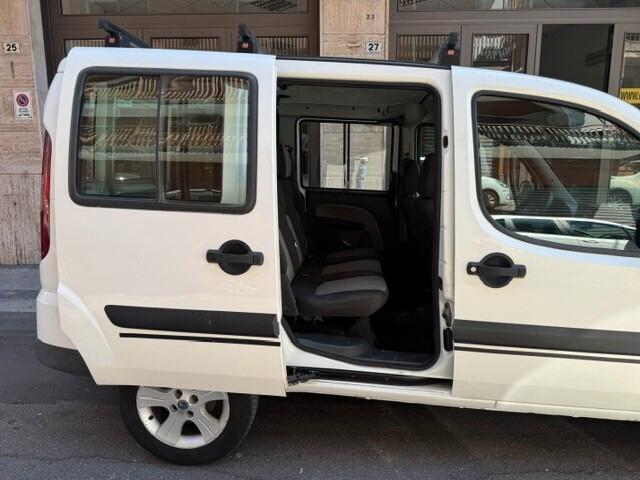 Fiat Doblo 1.9 MJT Combi 5 posti N1