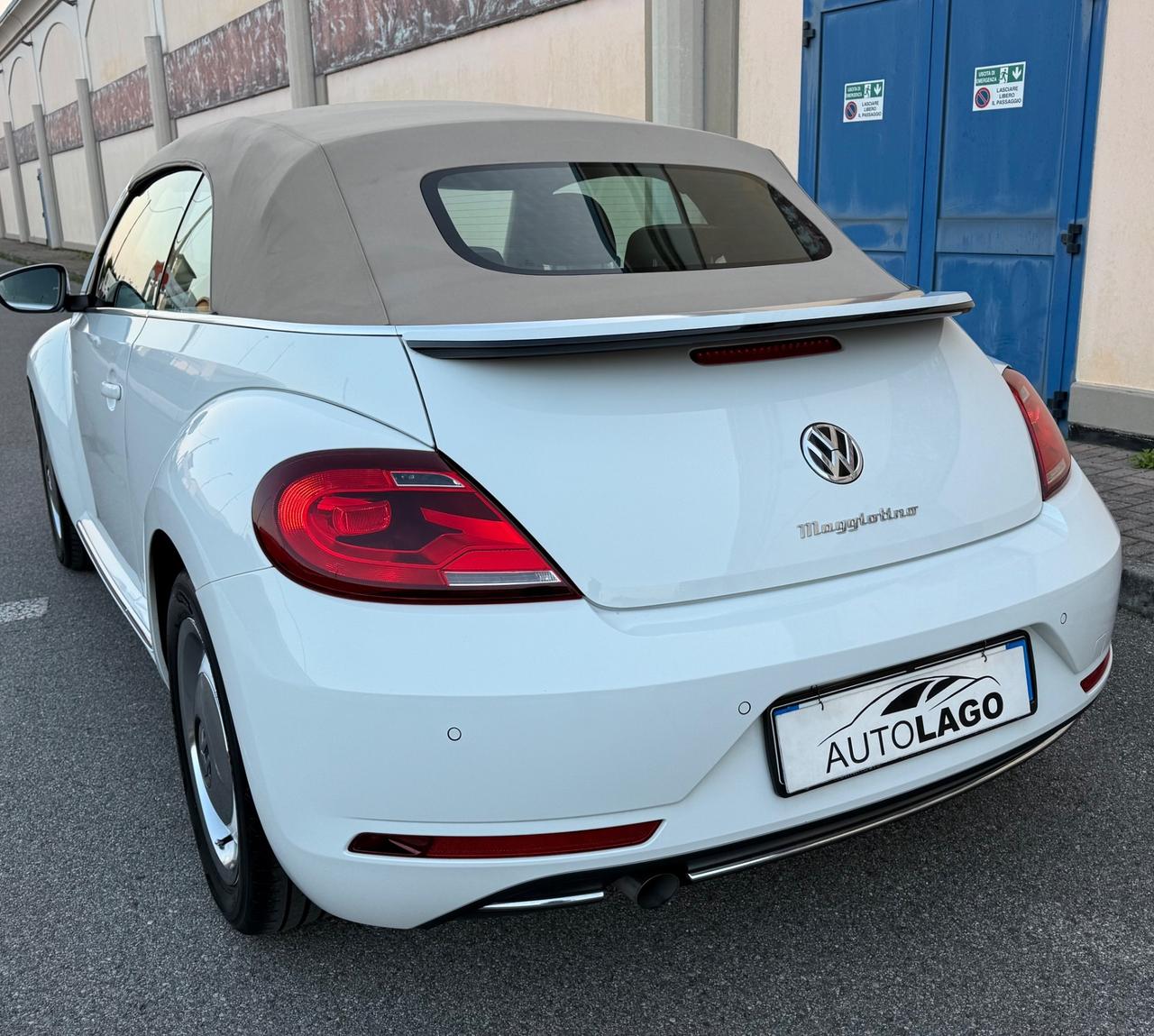 Volkswagen Maggiolino Cabrio 2.0 TDI DSG Design BlueMotion Technology