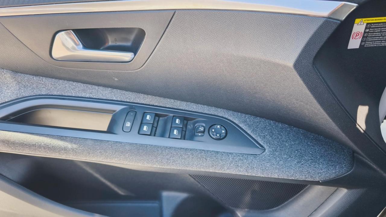 Peugeot 3008 BlueHDi 130 S&S Active Pack