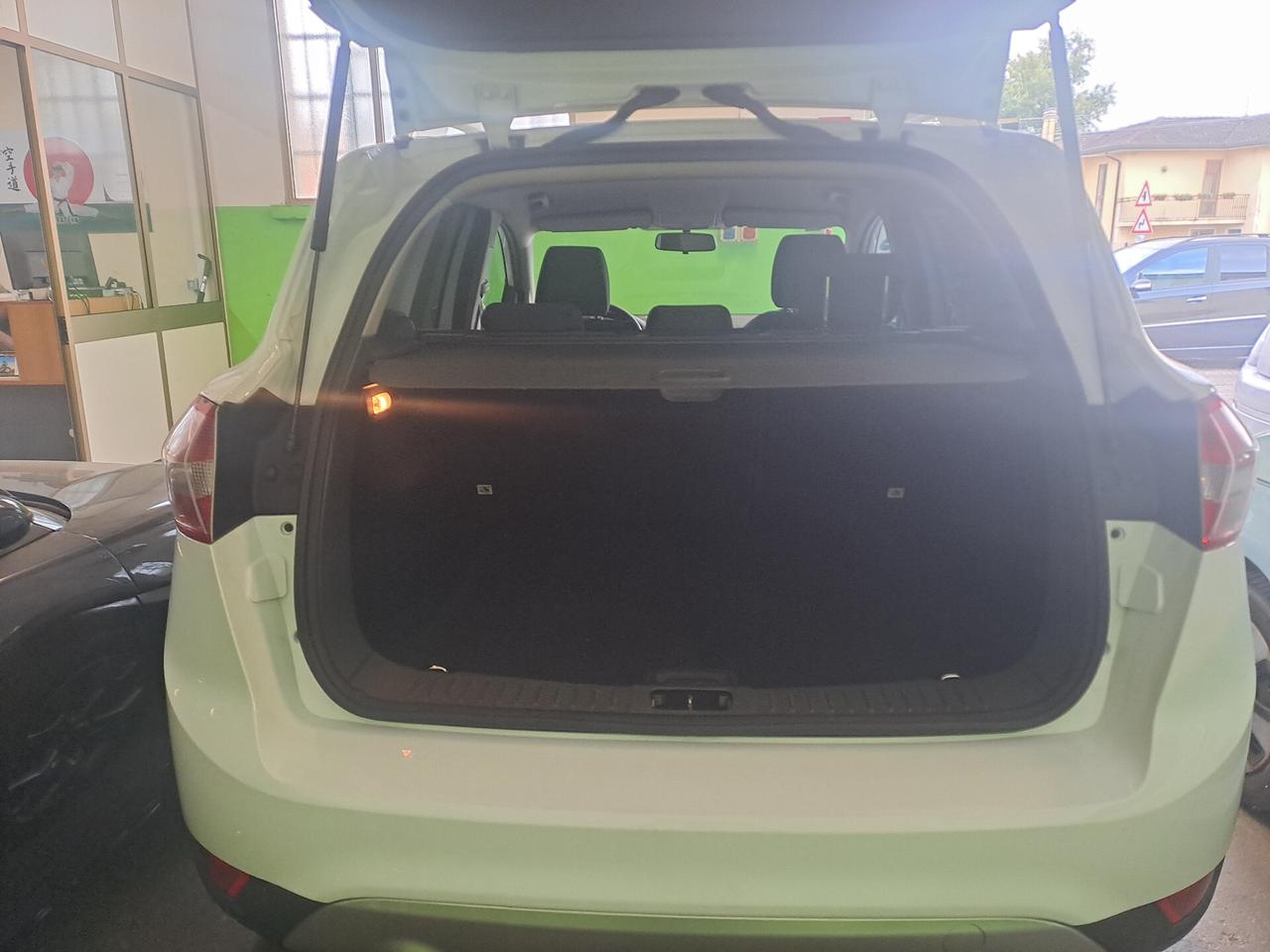 Ford Kuga 2.0 TDCi 136 CV 2WD Titanium DPF