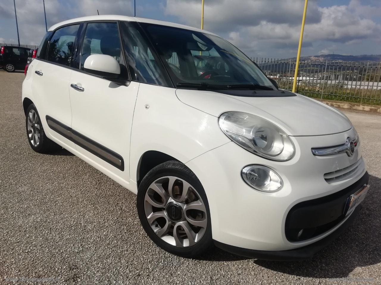 FIAT 500L 1.6 MJT 120 CV Lounge