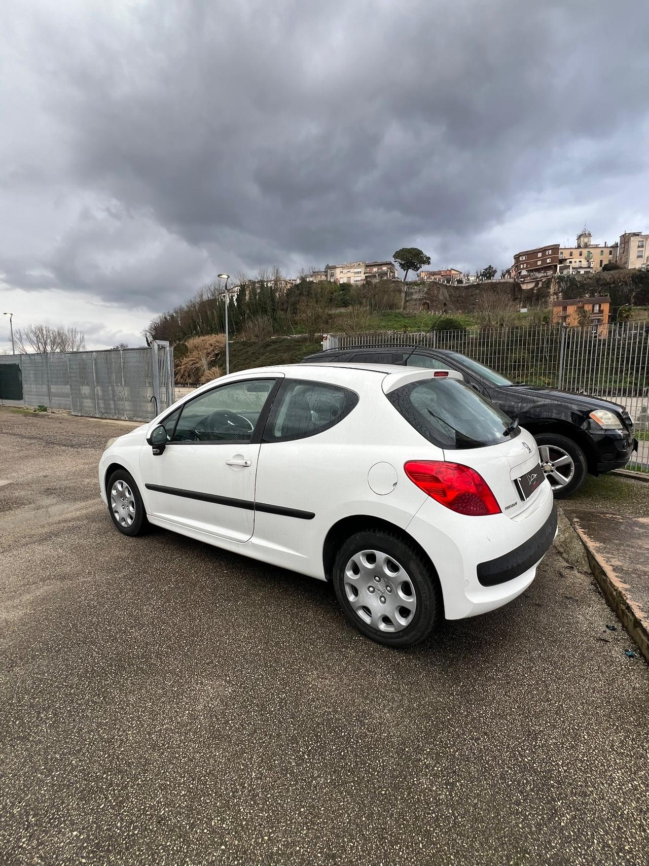 Peugeot 207 1.4 8V 75CV 3p. Energie Sport ECO GPL