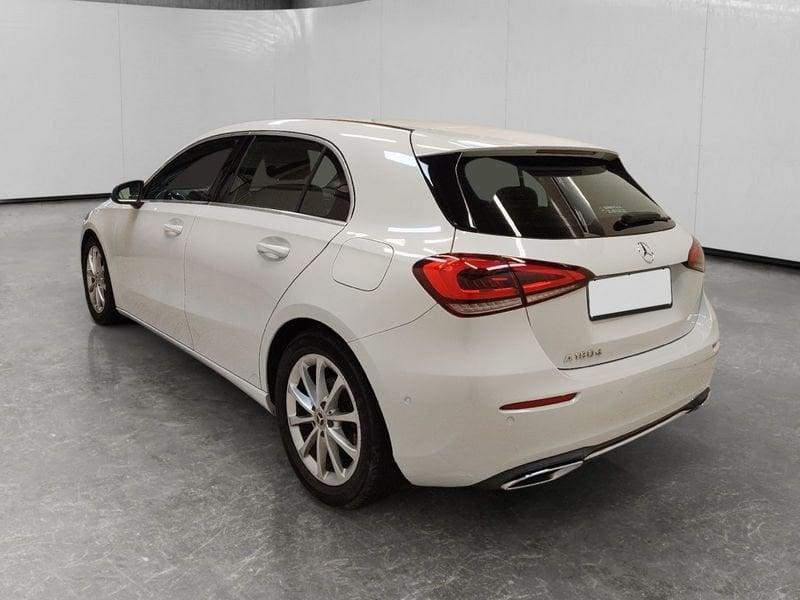 Mercedes-Benz Classe A A 180 d Sport auto