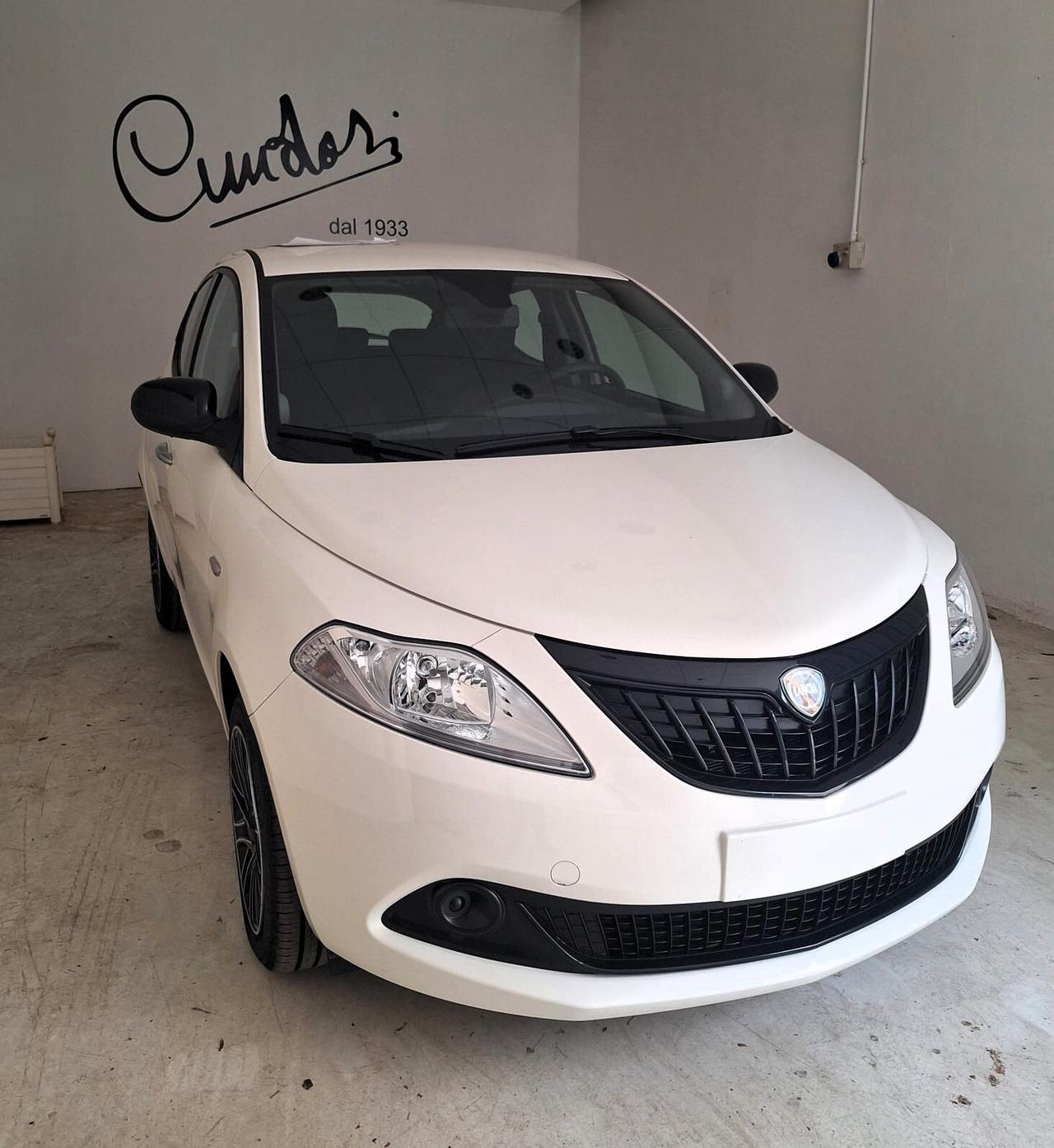 Lancia Ypsilon 1.0 FireFly 5 porte S&S Hybrid Oro n 101079