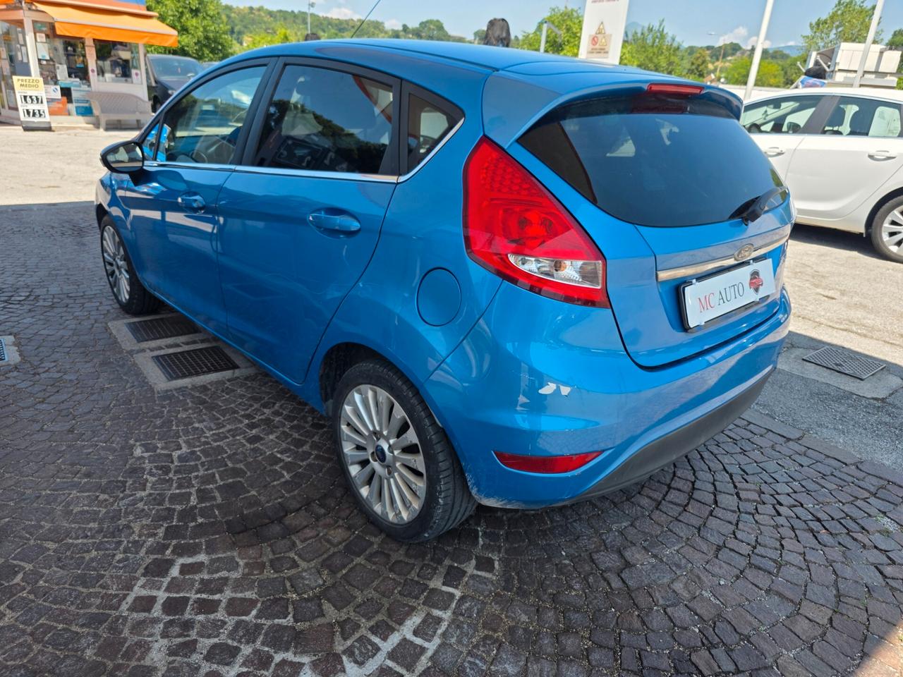Ford Fiesta Fiesta+ 1.2 60CV 5 porte con 206.000km