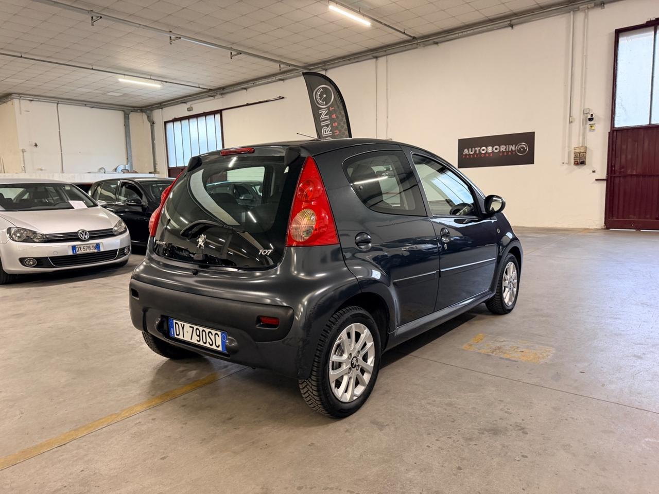 Peugeot 107 1.0 68CV 5p. Plaisir
